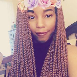 Meet your Posher, Yolanda